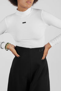 LONG SLEEVES MINIMAL WHITE BODYSUIT