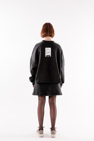 CROPPED LOOSE SWEATSHIRT